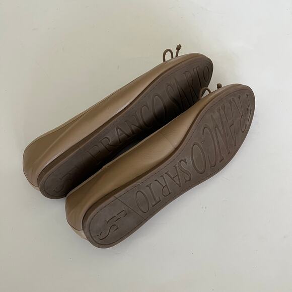 Franco Sarto ‘Zapp’ Women's 8 Nude Tan Leather Bow Ballet Flat Slip On Shoe - Picture 5 of 7
